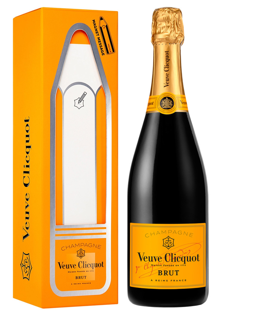 Вино вдова. Мадам Клико шампанское. Шампанское Veuve Clicquot Ponsardin Brut 0.75. Вдова Клико брют белый.